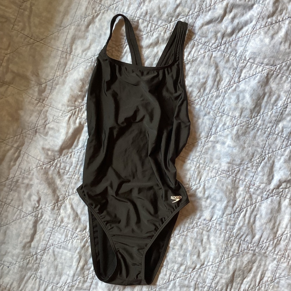 Women’s Speedo Pro LT Swim  Suit, Black. Size 12/38.